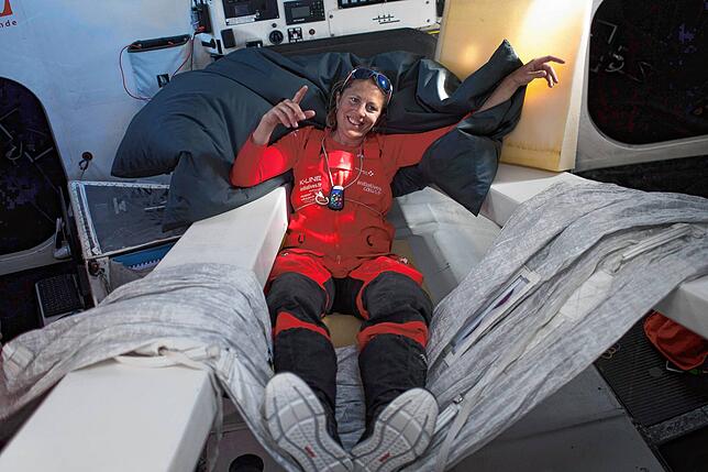 Die englische Skipperin Samantha Davies startet zum dritten Mal zur Vendée Globe. 2012 startete sie auf dem Boot, auf dem Boris Herrmann ...