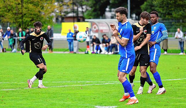 Bild 4: Unsere große Bildergalerie vom 8:1-Sieg des TSV Singen in der Verbandsliga gegen den FC Waldkirch