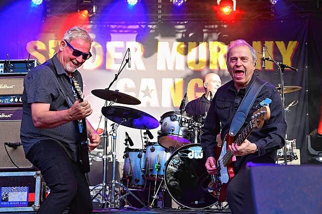 Rock ‚n‘ Roll und bayrischer Charme: Das Fürstenberg Festzelt der Südwest-Messe wird am Samstag, 21. Juni, ab 18.30 Uhr von der Spider ...