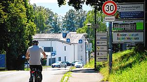 Tempo 30 ist jetzt auf der Villinger Straße vom Hindenburgring bis zum Ortsausgang ausgeschildert.
