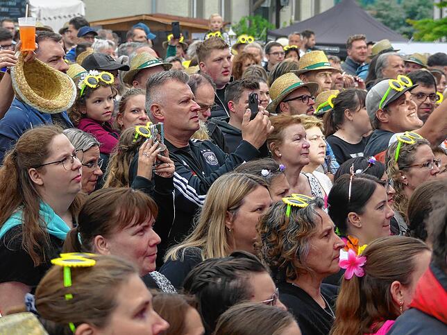 Bild 27: Bilder vom Konzert mit Vanessa Mai beim Markdorf Open Air (Teil 2)