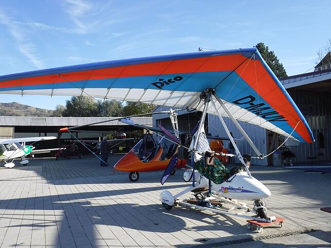 Der Segelflugplatz hat ausgefallene Fluggeräte zu bieten.
