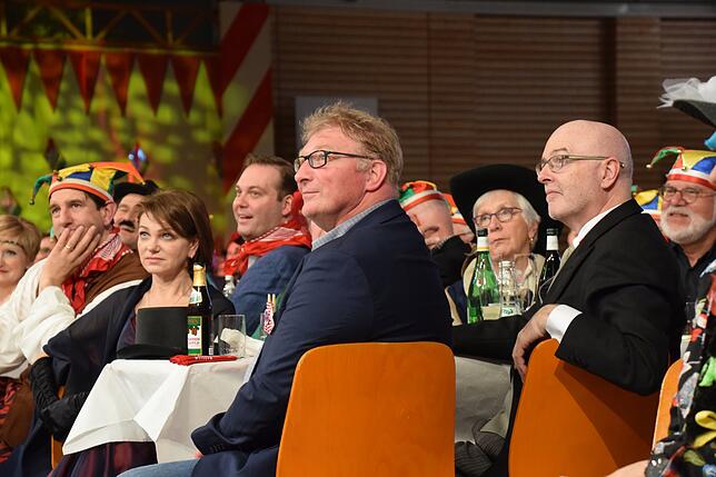 Bild 8: Bilder von der Narrengerichtsverhandlung gegen Annegret Kramp-Karrenbauer (1)