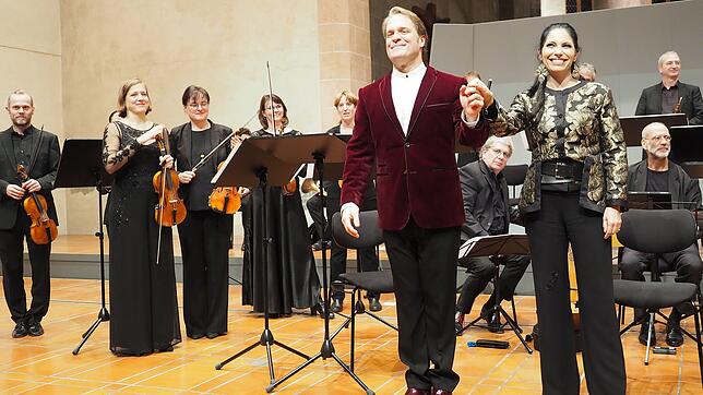 Der Countertenor Lawrence Zazzo und die Mezzosopranistin Vivica Genaux ernten zusammen mit der Lautten Compagney Berlin im Franziskaner ...