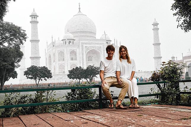 Ein Traum wird wahr: Vivien und Felix besuchen das Taj Mahal in Indien.