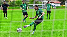 Nervenstark: Auch wenn es zuletzt in Buch nicht klappte, bei der SG FC Wehr/Brennet versenkte Ciro Di Feo vom SV Herten einen Strafstoß.