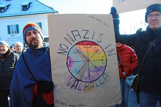 Bild 21: Kundgebung gegen Rechtsextremismus: Bilder von der Veranstaltung auf dem Landungsplatz