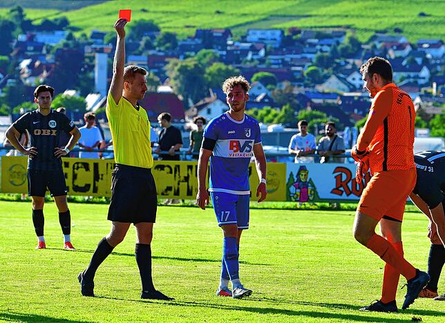 Bild 28: Weitere Impressionen vom 3:2-Sieg des FC Erzingen zum Landesliga-Aufstieg gegen den FC Emmendingen