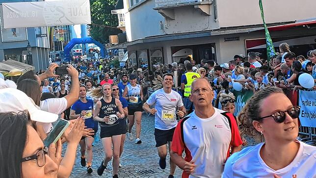Bild 23: Mehr als 2500 beim Trompeterlauf – das sind die Bilder