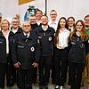 Simon Gröger (von links) schätzt das DRK mit Karin Chruba, Viktor Harder (Kasse), Helmut Weller (Stellvertreter), ...