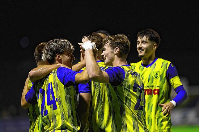 Bild 1: Unsere Bildergalerie vom Spiel zwischen dem FC Singen 04 und dem SC Gottmadingen-Bietingen