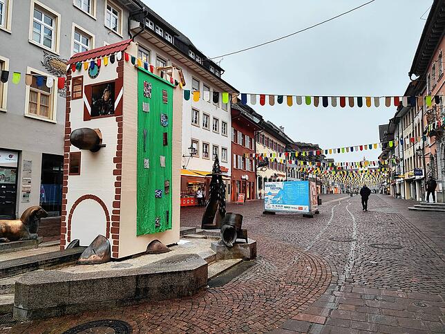 An der Fasnacht steht ein drittes Tor in der Kaiserstraße.