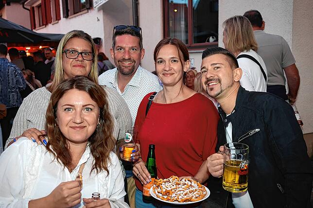 Bild 3: Wollmatinger Dorffest 2025: Wilde Engel bringen Stimmung und Partyfeeling pur