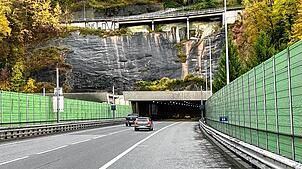 Der Pfändertunnel wurde 1980 eröffnet. Seit 2013 hat er eine zweite Röhre.