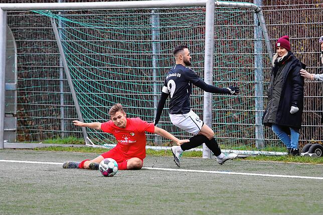 Bild 4: Die besten Bilder der Landesliga-Partie zwischen dem TSV Konstanz und dem VfR Stockach