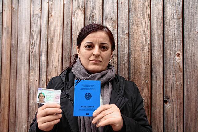Schiare Ghazi Kret ist verzweifelt. Der Vater hat vier ihrer Kinder in den Irak entführt. Im Irak hat sie Gerichtsverhandlungen erwirkt. ...