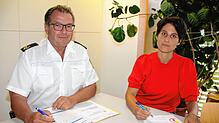 Es gibt in Konstanz Lücken beim Schutz vor häuslicher Gewalt. Da sind sich Polizeipräsident Uwe Stürmer und Christine Barth vom ...