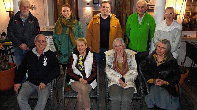 Der neue Vorstand des Schwarzwaldvereins Öhningen-Höri (von links): Karl Honsel (Vorsitz), Christoph Greis (Stellvertreter), Lea ...