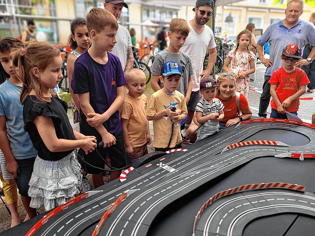 Bild 29: Alle Bilder von der Aktion „Herz für Kinder“ in Radolfzell