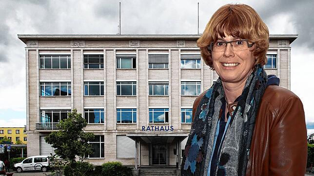 Ute Seifried hat sich jahrelang im Rathaus Singen (Montage) für die Belange der Stadt eingesetzt, doch nach einer Erkrankung wird sie ...