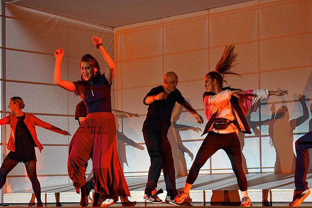 Es ist nicht mehr sicher, dass Veranstaltungen wie diese Tanz-Show im Bodenseeforum in den nächsten Wochen stattfinden werden. Jede ...
