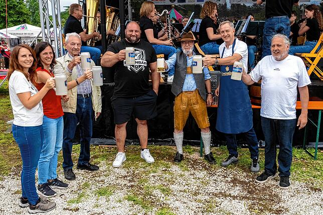 Bild 1: Tolle Stimmung beim Brigachtaler Dorffest – Teil 1