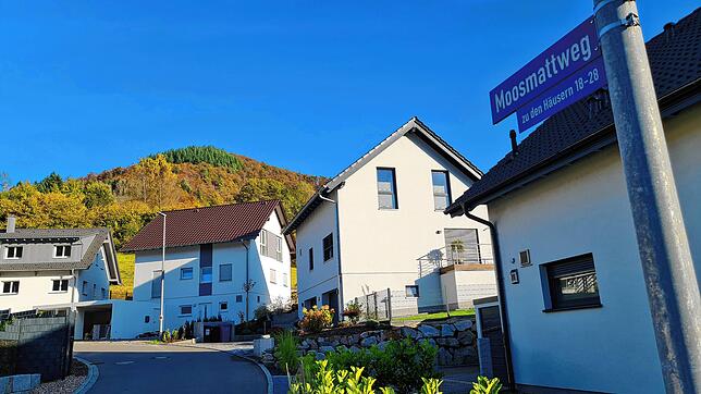 Das Landratsamt verweigert seine Zustimmung zur Erweiterung des Neubaugebiets Moosmattweg. Bild: Gerald Nill