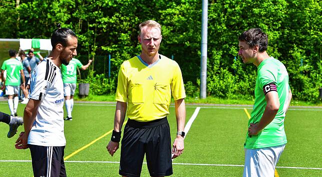 Bild 3: SG Mettingen/Krenkingen siegt 5:0 bei der U23 des SV 08 Laufenburg – und wir haben Bilder!