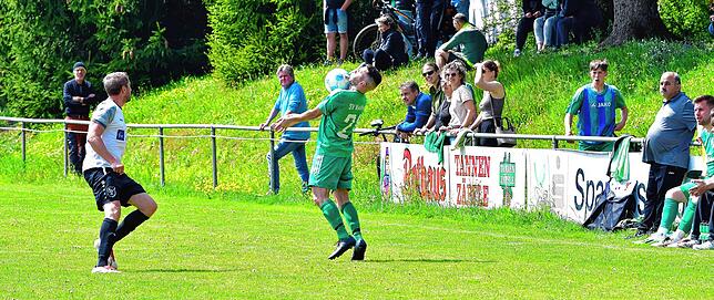 Bild 18: SV Buch besiegt SV Waldhaus im Derby mit 4:0 – und wir haben Fotos!
