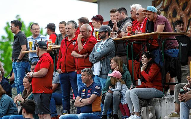 Bild 13: FC RW Salem besiegt auch den SV Mühlhausen. Wir haben die besten Bilder!