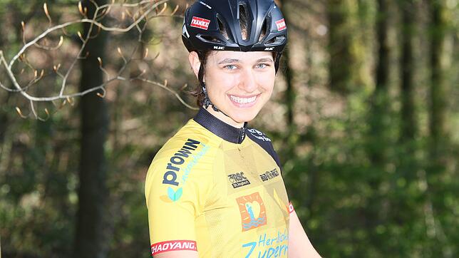 Traum erfüllt: Erstmals fährt Marathon-Spezialistin Miriam Oeschger in dieser Saison für ein professionelles Mountainbike-Team. Die ...