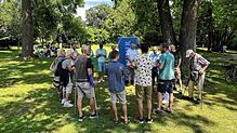Rund 20 Teilnehmer folgten dem Ruf des SÜDKURIERS und diskutierten bei strahlendem Sonnenschein im Herosé-Park über die bestmögliche ...