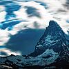 Das Matterhorn trotzt seit Jahrmillionen jedem Sturm: So sehen die Schweizer auch ihr ganzes Land. Doch dessen Neutralität ist ...