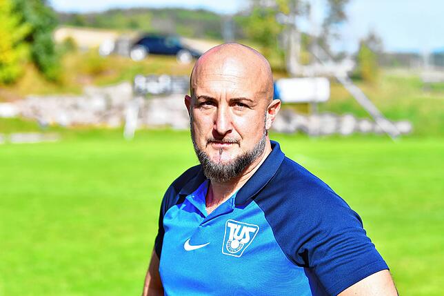 Trainer Sascha Müller: „Da ist eine Grenze überschritten worden. Wir werden uns mit allen Mitteln wehren. Der Verband muss jetzt ...