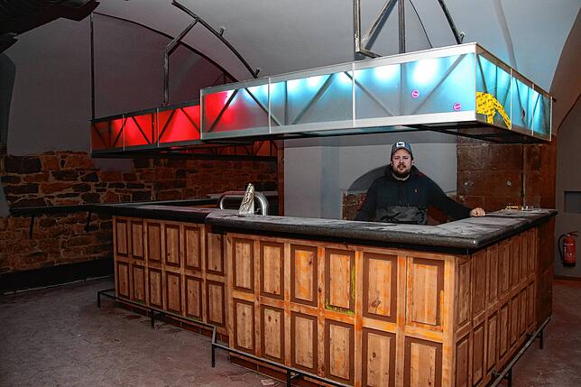Blick in den Zinserkeller. Maximilian Burkard will den Barbetrieb wieder aufleben lassen. Hier haben die Nachschwärmer in Villingen ...