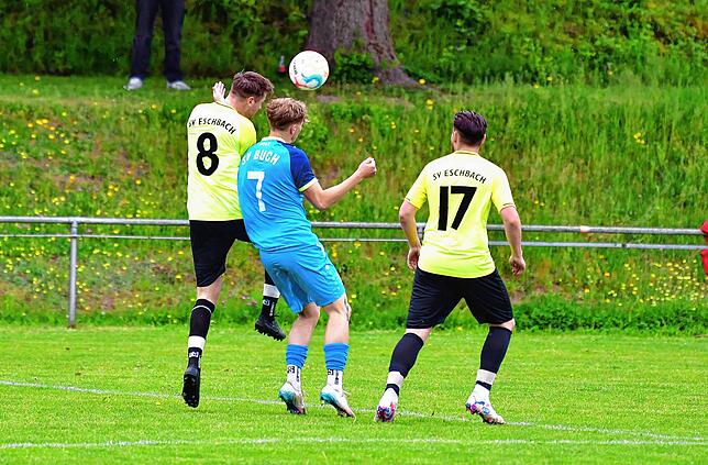 Bild 40: SV Eschbach wendet das Blatt mit dem 4:0 beim SV Buch II – und wir haben Fotos!