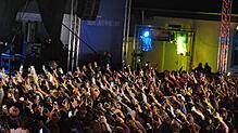 Ausverkauft! Das war das FAB-Festival im vergangenen Jahr nicht zum ersten Mal. Das Bild zeigt ein Experiment beim Auftritt von Provinz.