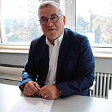 „Die Flüchtlingszahlen sind rückläufig und der Neubau als Gemeinschaftsunterkunft damit überflüssig“, erklärt Bürgermeister Ralf Baumert ...