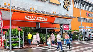 Mit vielen offenen Türen haben Handel und Gewerbe in Singen die Besucher zur Leistungsschau der IG Süd zum verkaufsoffnen Sonntag empfangen.