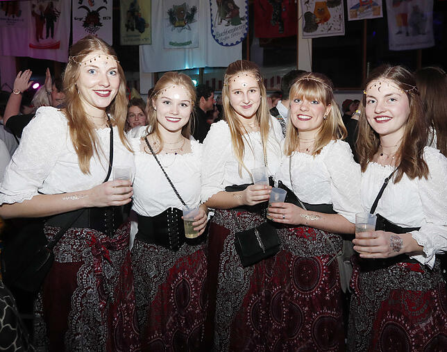 Bild 20: Bilder von der Party nach dem Nachtumzug in Pfohren
