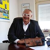 Peter Adrian Gäng kann sich gut an die Besuche von Profiboxer René Weller in der ehemaligen Scheffelhalle erinnern.