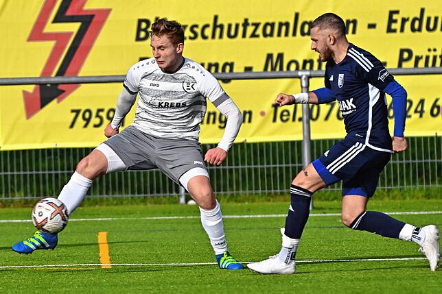 Bild 34: TuS Efringen-Kirchen besiegt SV Blau-Weiß Murg mit 6:2 &ndash; und wir haben Bilder!