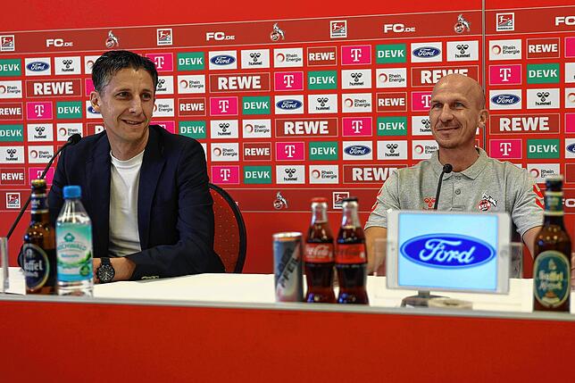 Keller (links) im Juni 2024 bei der Vorstellung des neuen Trainers Gerhard Struber.