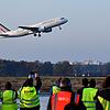 60 Jahre nach dem ersten Linienflug ist der Berliner Flughafen Tegel geschlossen. Zum letzten planmäßigen Flug startete am Sonntag eine ...