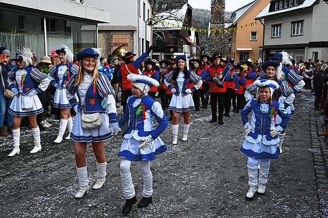 Bild 25: Bilder vom Pfrieme-Stumpe Jubiläumsumzug in Tennenbronn