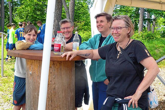Bild 7: Jugend-Turniere und Frühschoppenkonzert beim Sportfest am Hasenwald in Riedern am Wald