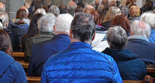 Der demographische Wandel bereitet der Kirche Sorgen. Sie reagiert mit einer Strukturreform.