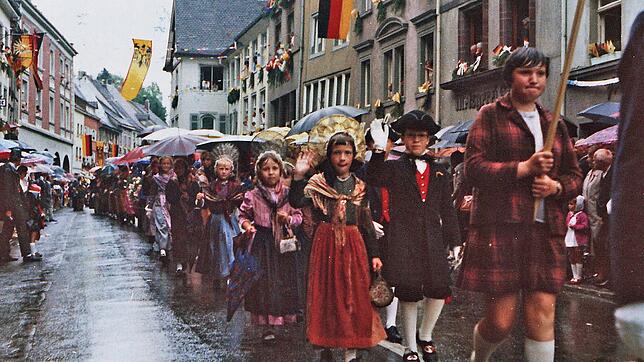 50 Jahre nach der 1250-Jahr-Feier 1970 findet wieder ein großes Jubiläumsfest in Überlingen statt. Beim festlichen Umzug durch die ...