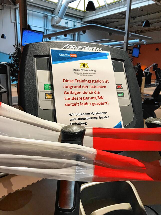 Jedes zweite Gerät ist gesperrt, um beim Training den Mindestabstand zu gewährleisten.