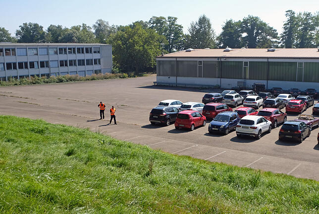 Nicht einmal zur Hälfte genutzt war der Pendlerparkplatz auf dem ehemaligen Kramer-Areal, den die Abteilung Nußdorf der Feuerwehr ...